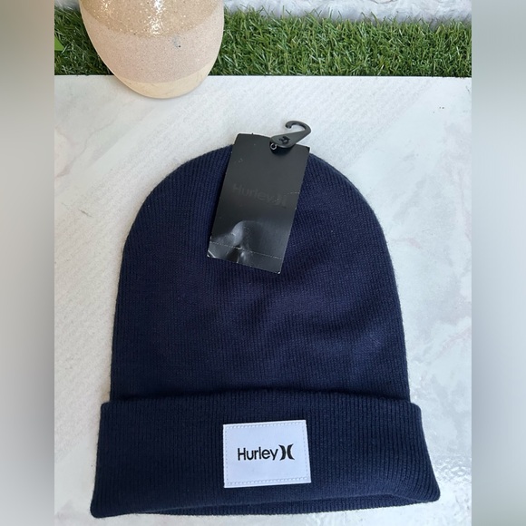 Hurley Men's Winter
Hat - Seaward Patch Cuffed.. color Obsidiana new - Picture 7 of 10